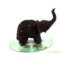 Éléphant décoratif en bronze